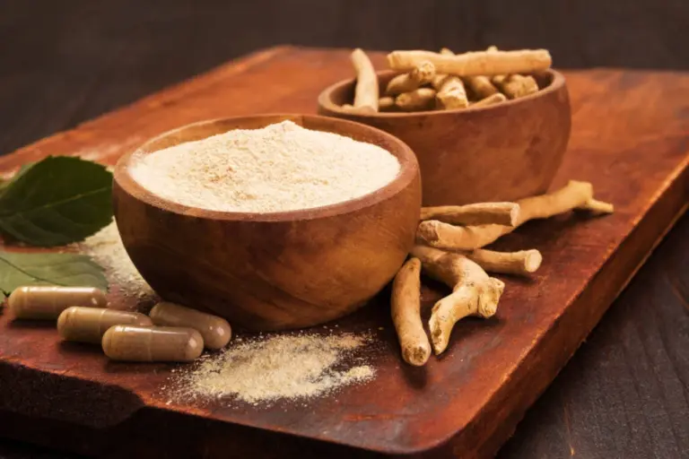 Circle of Nature Maca Root and Ashwagandha herbal supplement with Turmeric and Bioperine® for natural energy and stress relief